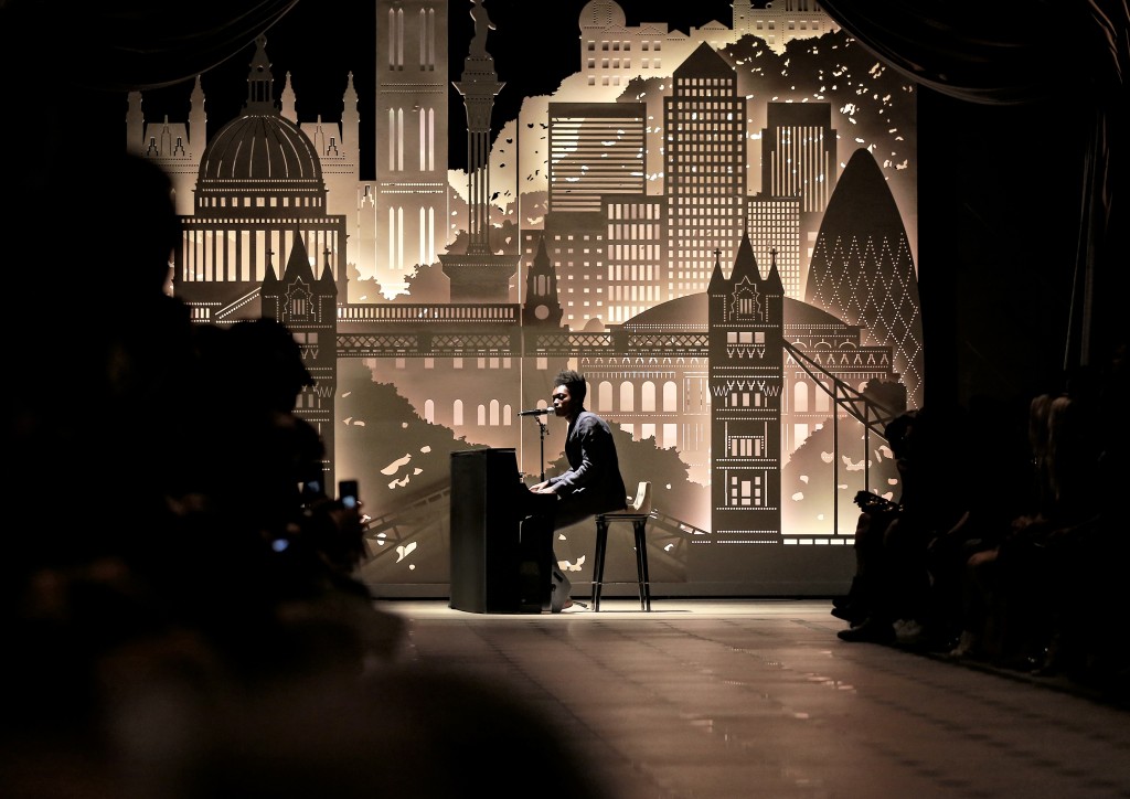 Benjamin-Clementine-performing-live-at-the-Burberry-_London-in-Los-Angeles_-event